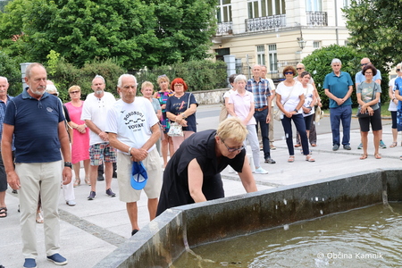 Spominska slovesnost na Trgu talcev v Kamniku (11)